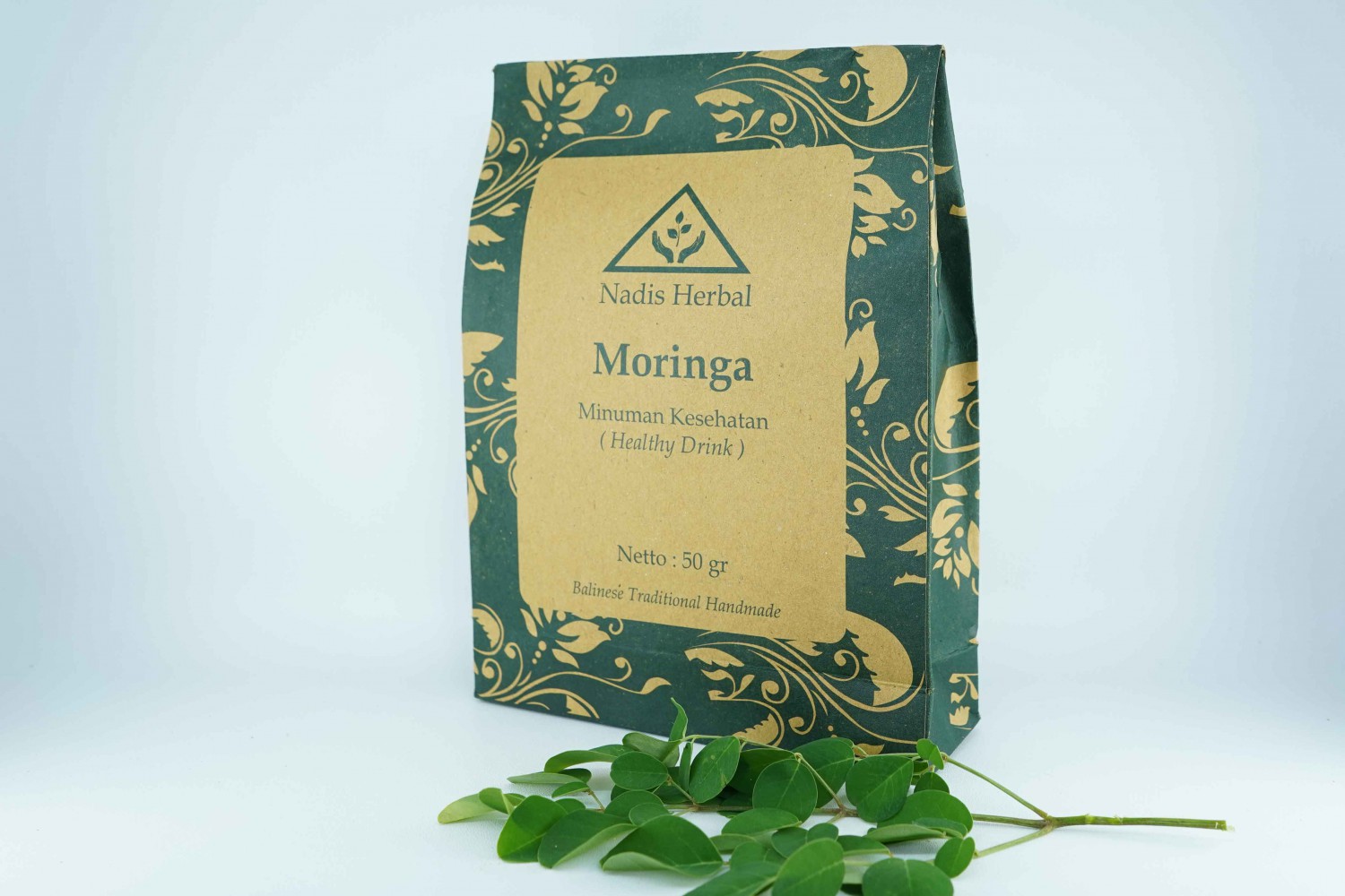 Moringa (kelor) healthy drink
